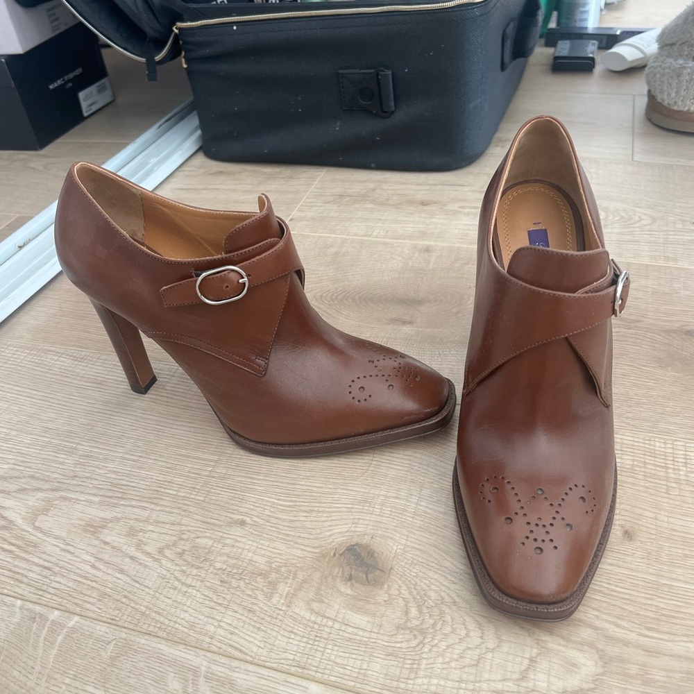 Ralph Lauren Lalisa Calfskin Heeled Shoe